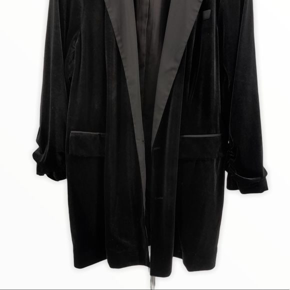 1. State Black Velvet Ruched Sleeve Blazer Dress - Picture 6 of 13